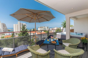 Penthouse Mare